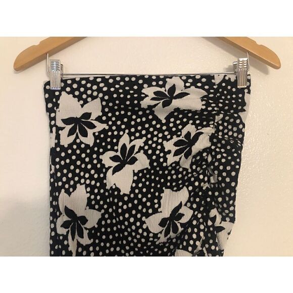 Brand New Anthropologie Porridge Ruched Knit Black & White Mini Skirt XS - Picture 5 of 10